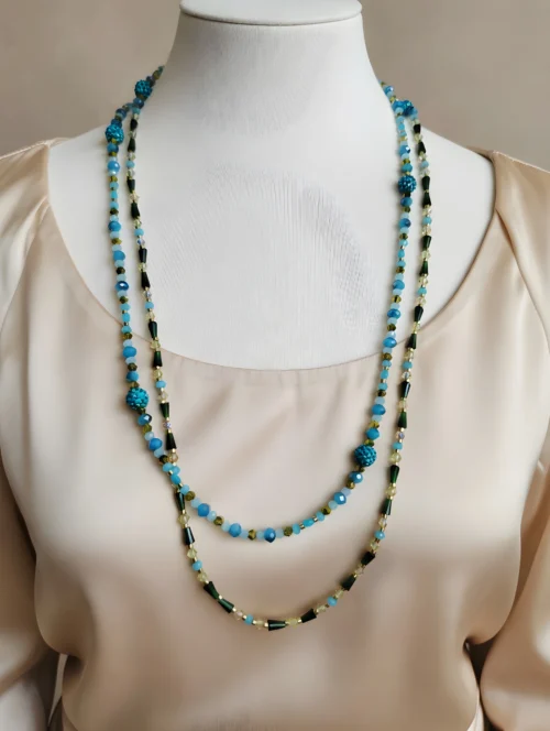 türkis blau perlenkette in ozeanblau und smaragdgrün