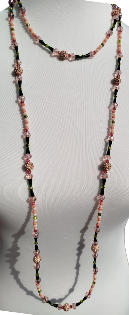 handgefertigte rosenquarz perlenkette (pfirsich und smaragdgrün)